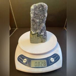 Amethyst cluster. 0.828 lb